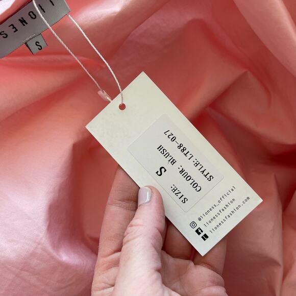 NWT LIONESS Esmerelda Wrap Top in Blush Size Small Pink Puff Sleeve Ruffles Sexy - Picture 15 of 16